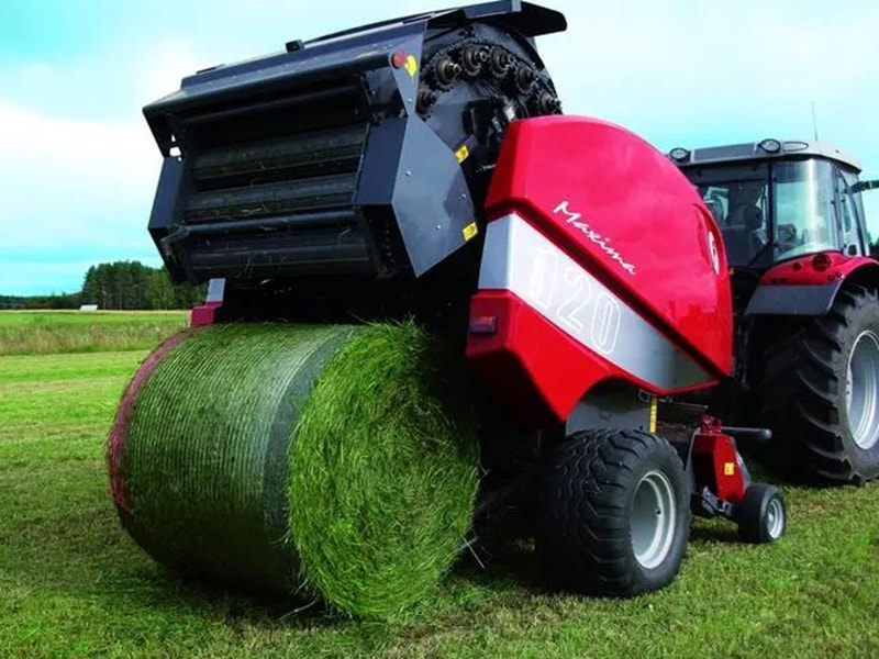 Field baler